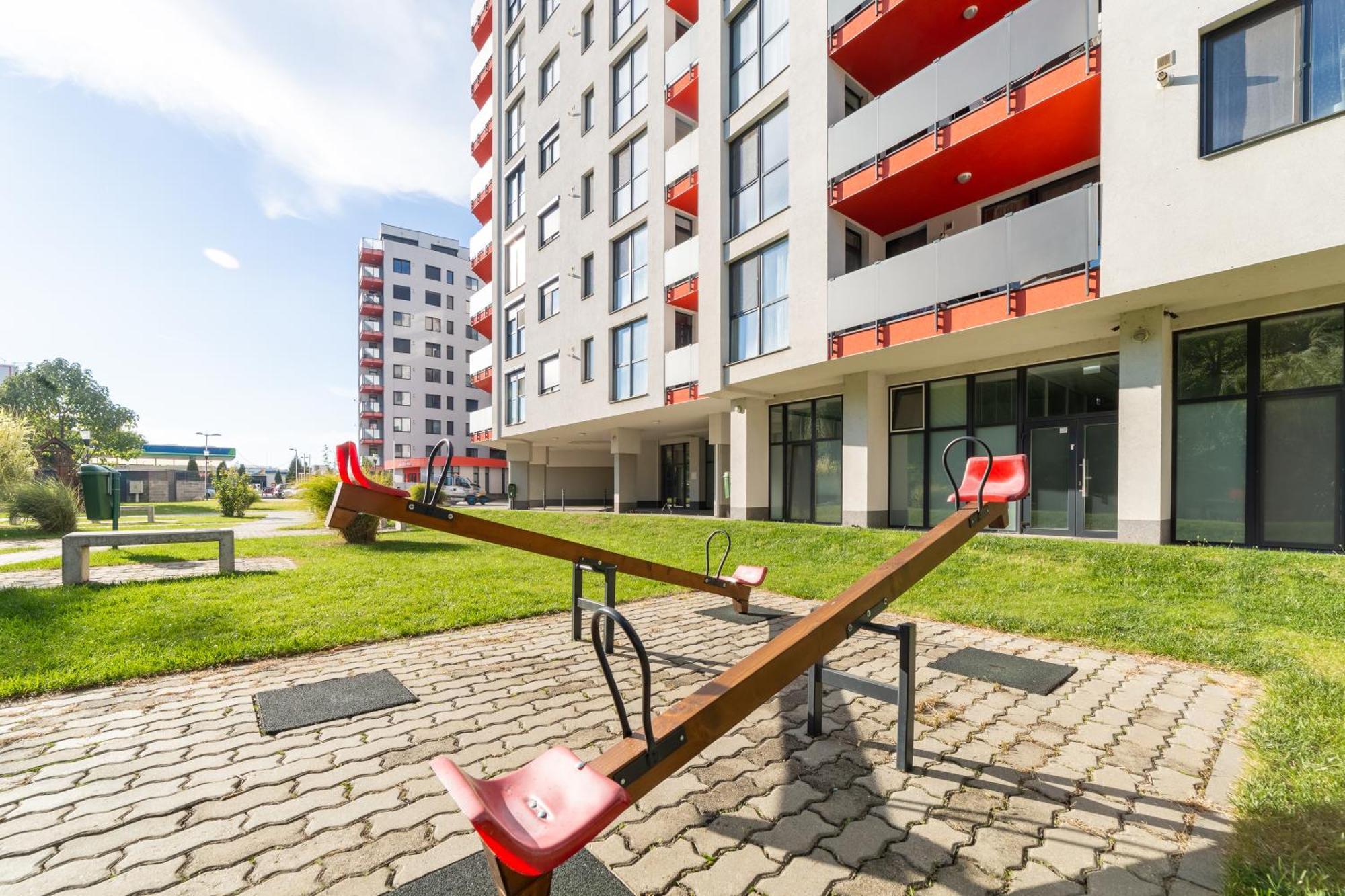 Ari Blue Apartment Ared In Kaufland Complex Арад Экстерьер фото